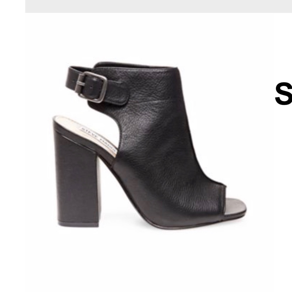 Steve Madden Slinng Leather Bootie - 7.5